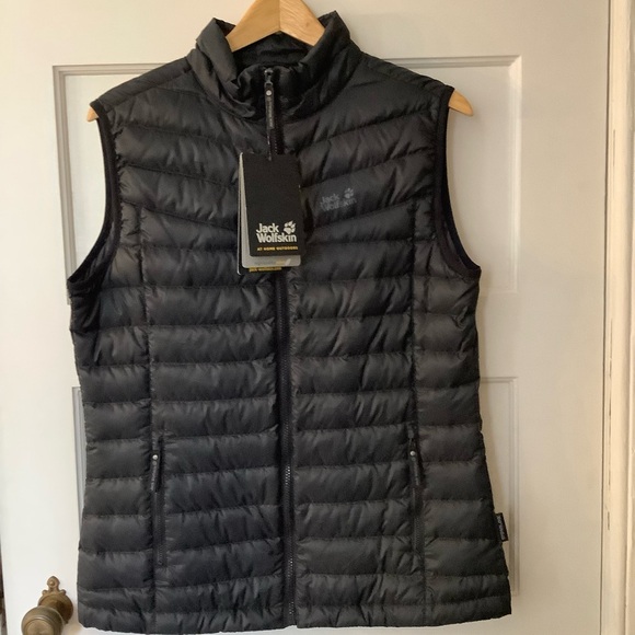 NWT Jack Wolfskin Pack and Go Black Down Puffer Vest, Medium - Picture 1 of 16